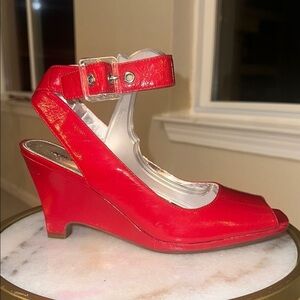 Aerosoles French Kiss Women's Red Patent Leather Wedge Sandals with Peep Toe 8.5